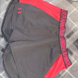 pink/dark grey under armour shorts